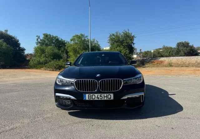 BMW i7 2024 - صورة 8